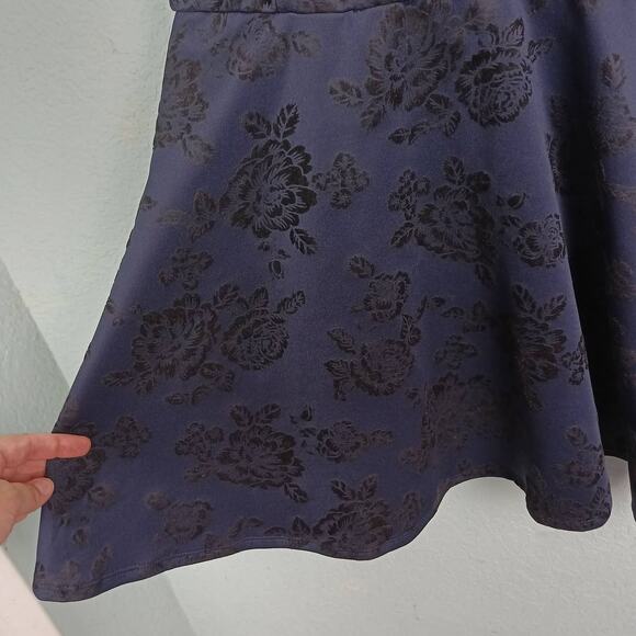 TRIXXI Womens S Dark Blue‎ Floral Dress Fit & Flare Laced Back Scalloped V-Neck - Picture 4 of 9